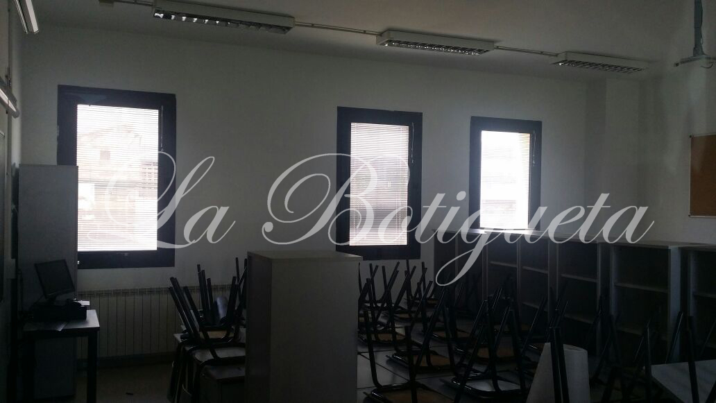 Cortinas venecianas indeformables en Colegio Barcelona